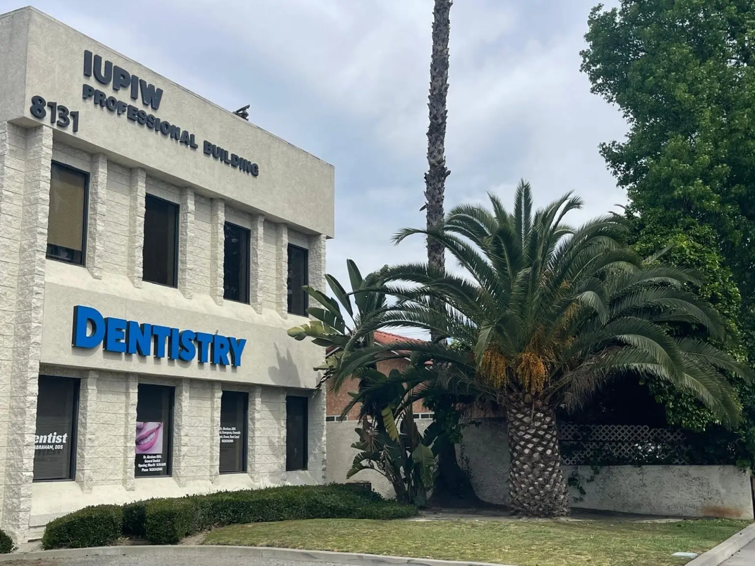 OPAL Dental Group dental office and clinic location in Paramount, California